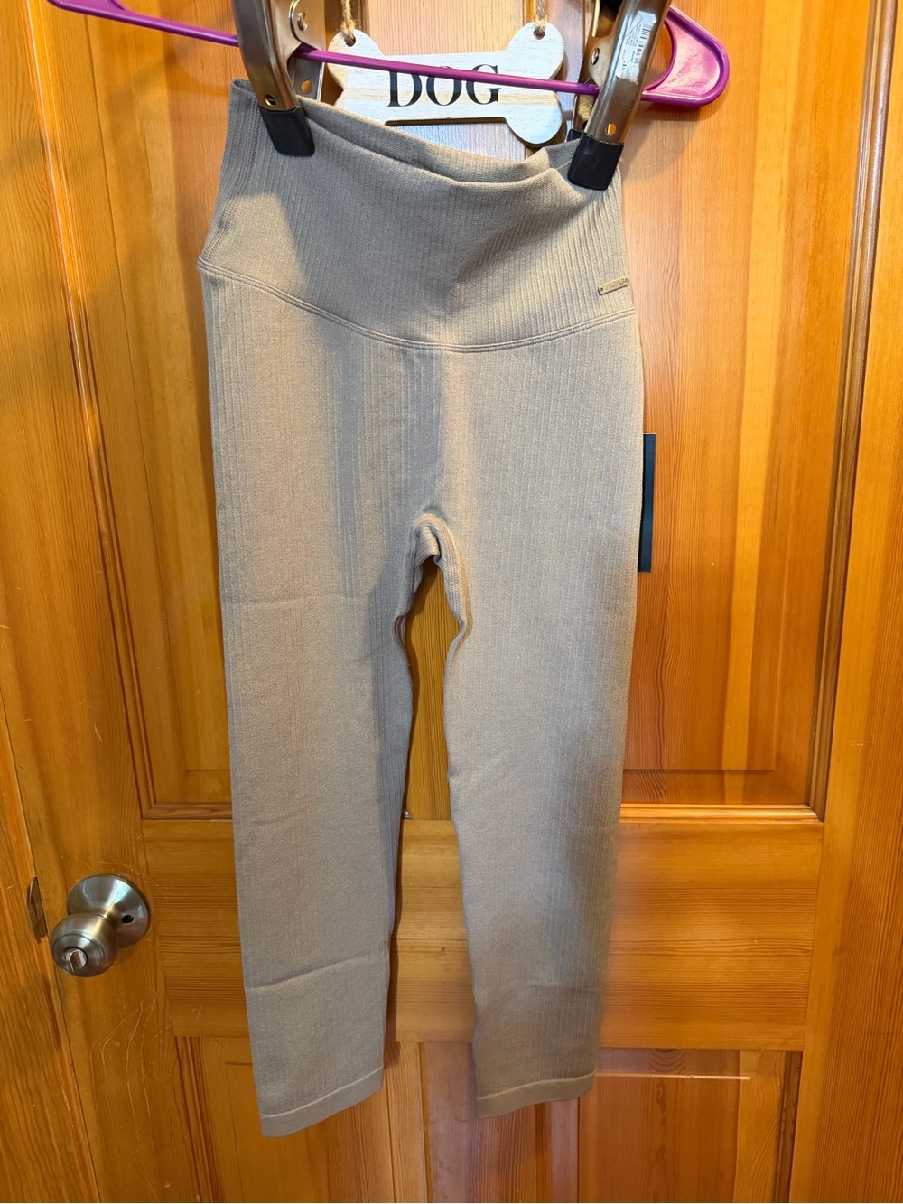 Neutral Ribbed Leggings - Cream